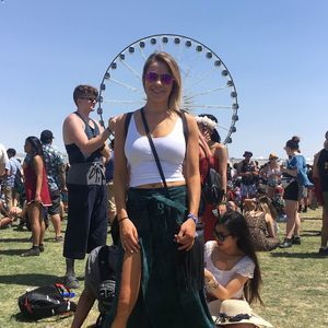 Meet your Posher, Dee